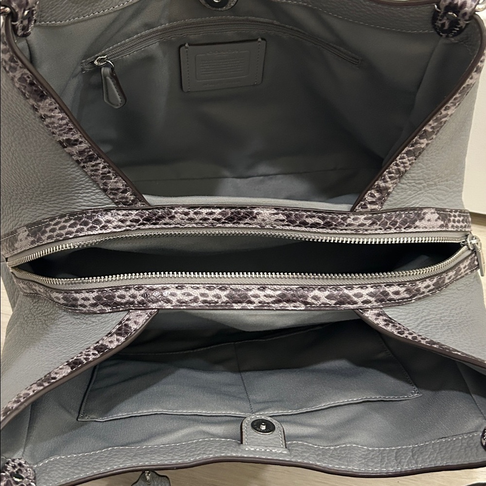 Coach (EUC) Kristy Shoulder Bag in Granite & Snake Embossed Leather Trim - Picture 5 of 14